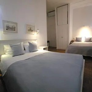 residenza-i-rioni-guesthouse.it-romehotels.com/